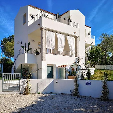 B&B Limone Сан Теодоро Екстериор снимка